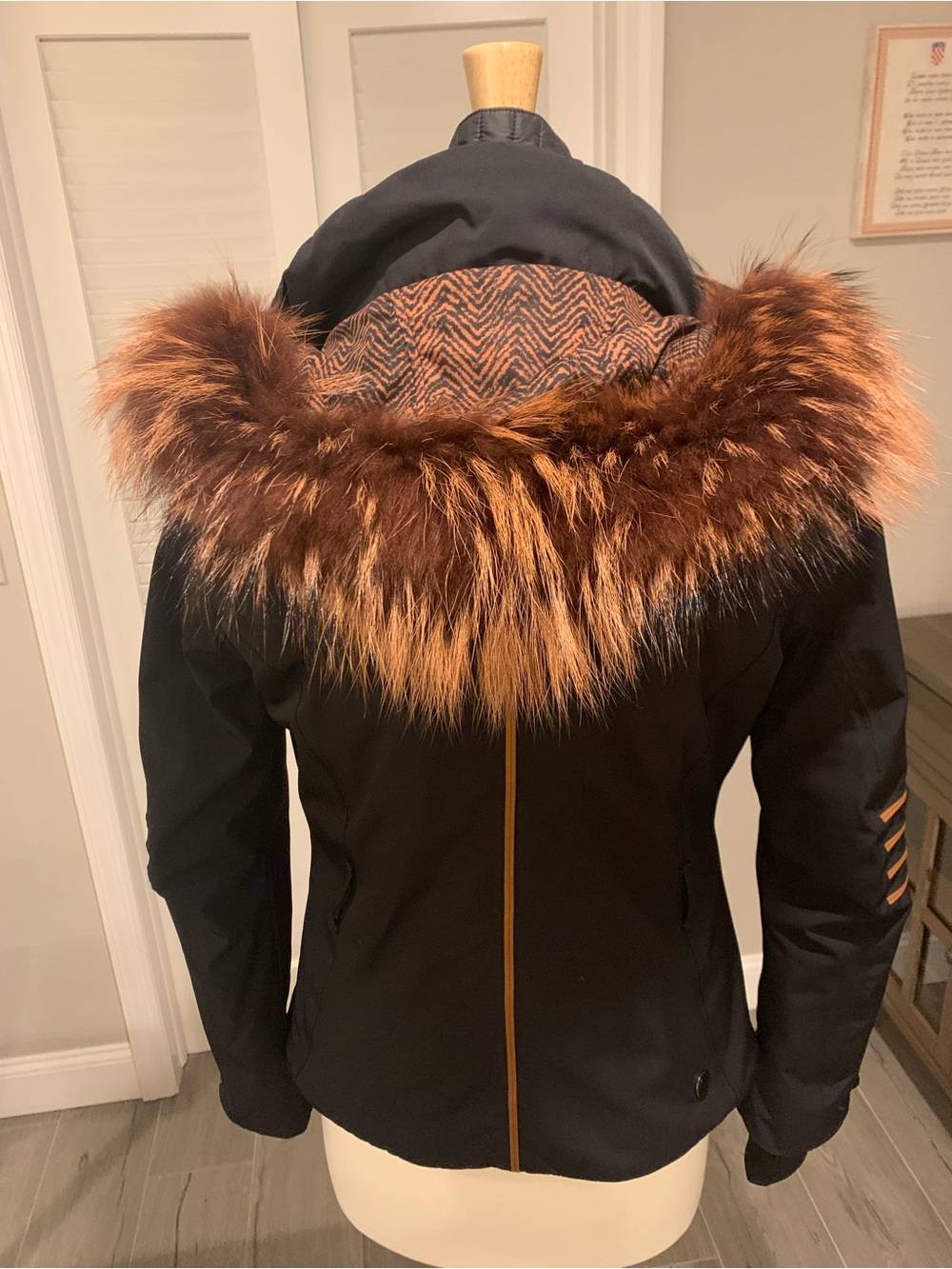 Stunning COLMAR ATELIER luxury women’s ski jacket — EU size 38